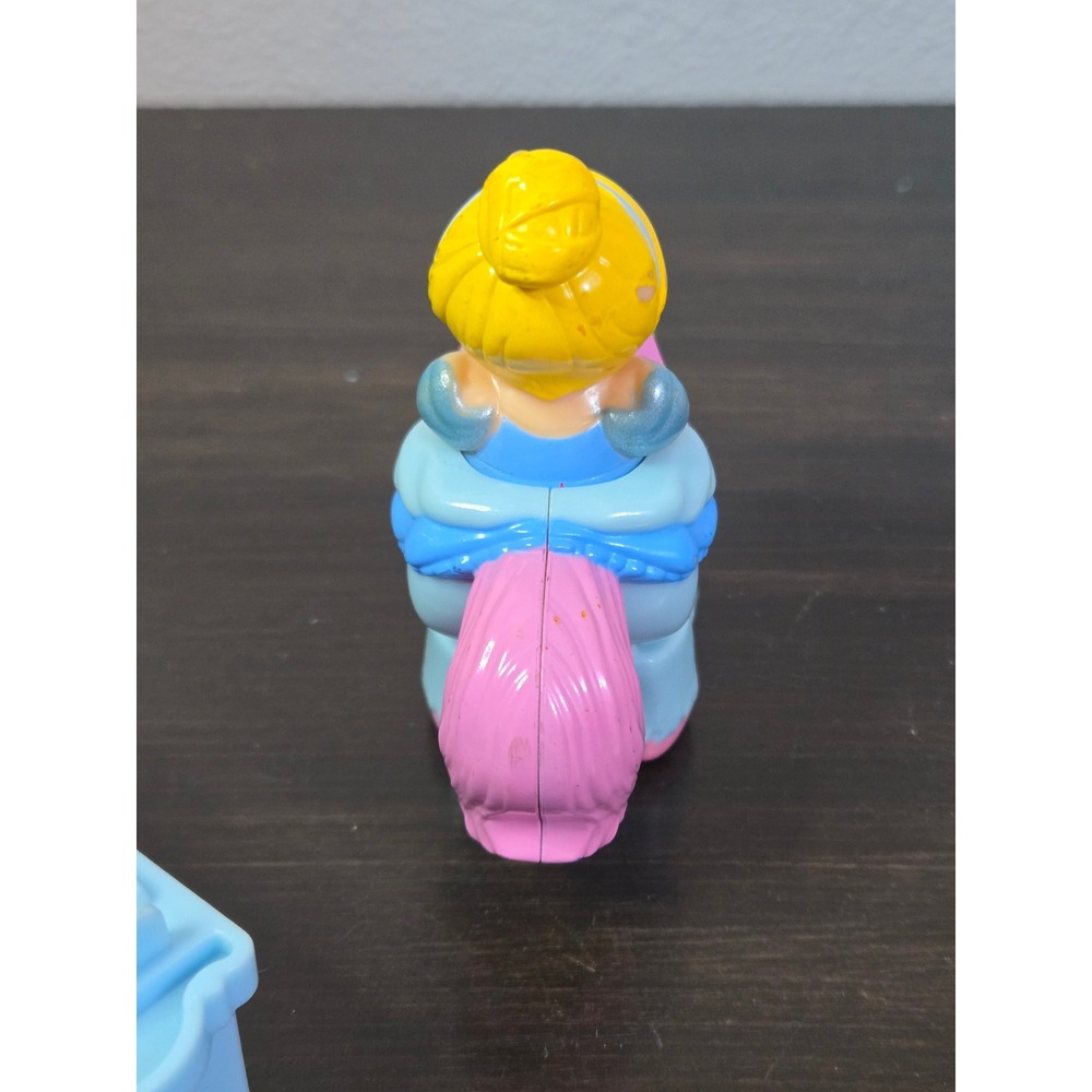 Vintage Fisher Price Little People Klip Klop Cinderella Horse & Feed Bin - Picture 3 of 5